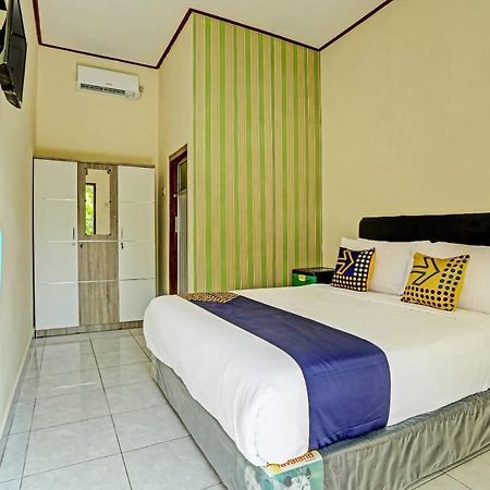 Spot On 91197 Pondok Rahayu Hotel Kerobokan Екстериор снимка