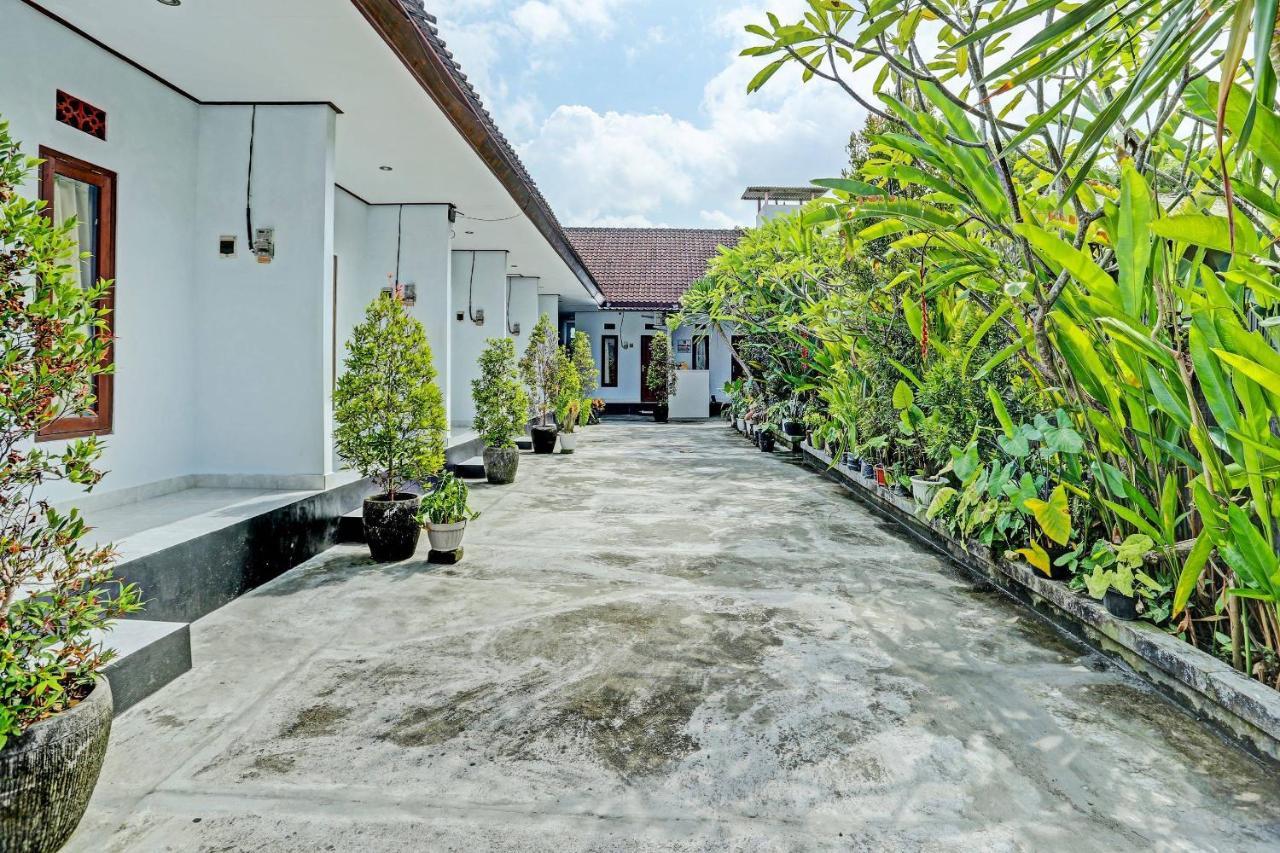 Spot On 91197 Pondok Rahayu Hotel Kerobokan Екстериор снимка